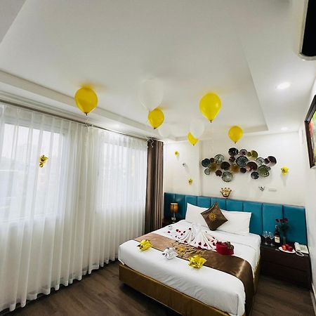 Khach San 239 Hotell Hanoi Exteriör bild
