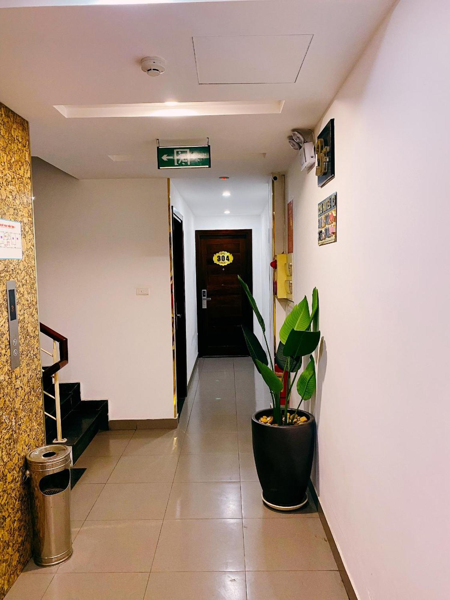 Khach San 239 Hotell Hanoi Exteriör bild