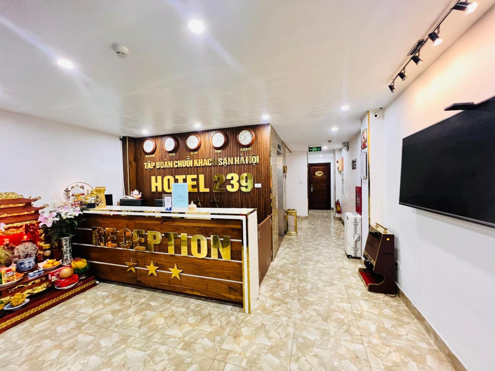 Khach San 239 Hotell Hanoi Exteriör bild