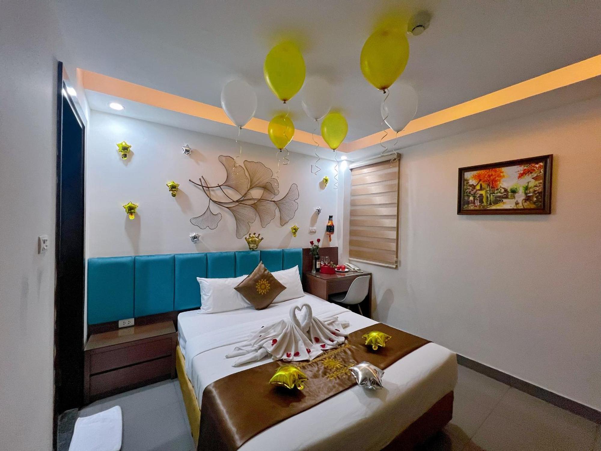 Khach San 239 Hotell Hanoi Exteriör bild