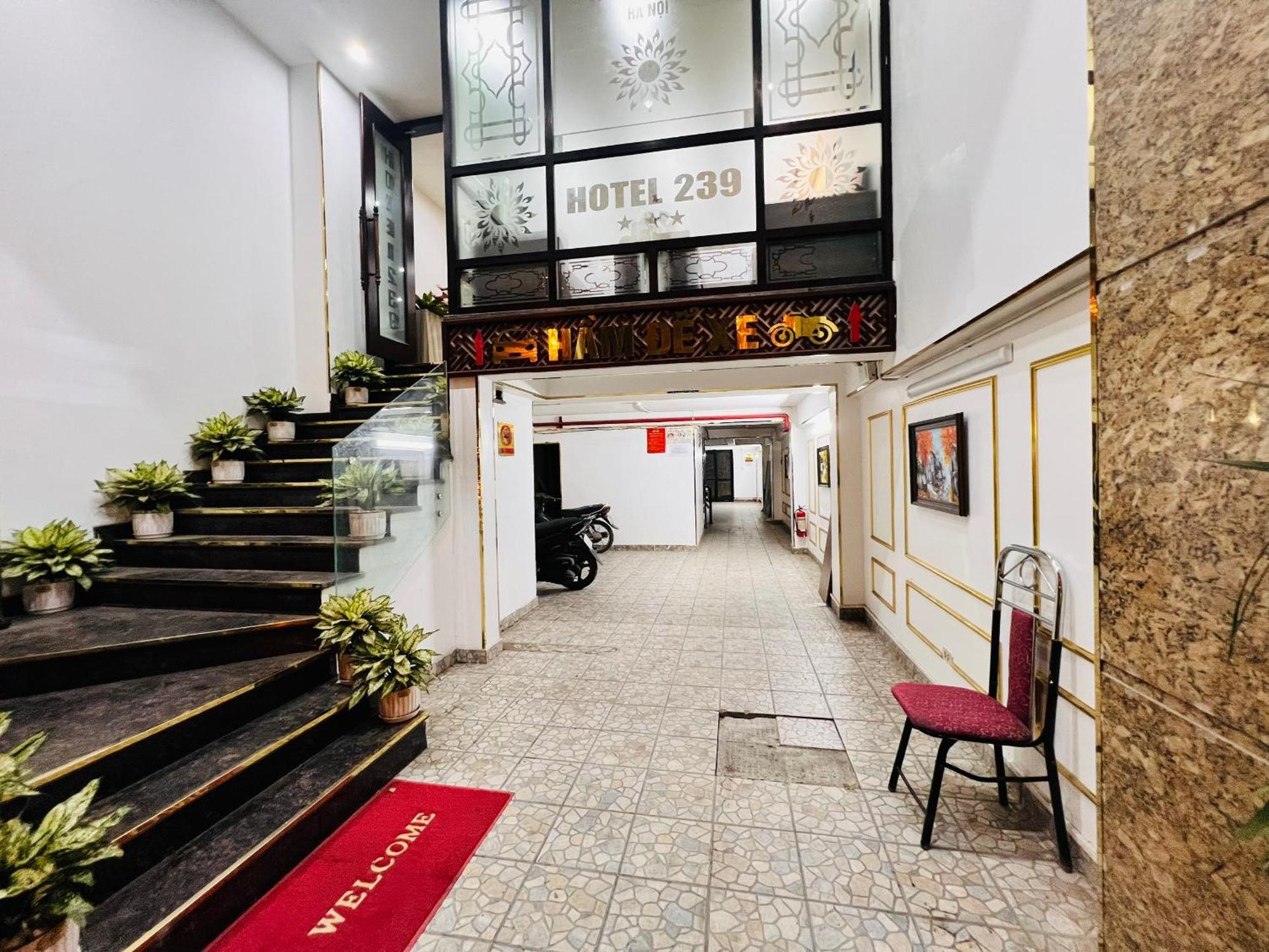 Khach San 239 Hotell Hanoi Exteriör bild