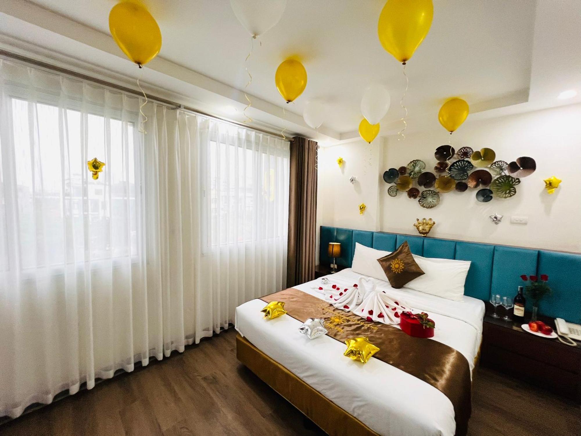 Khach San 239 Hotell Hanoi Exteriör bild