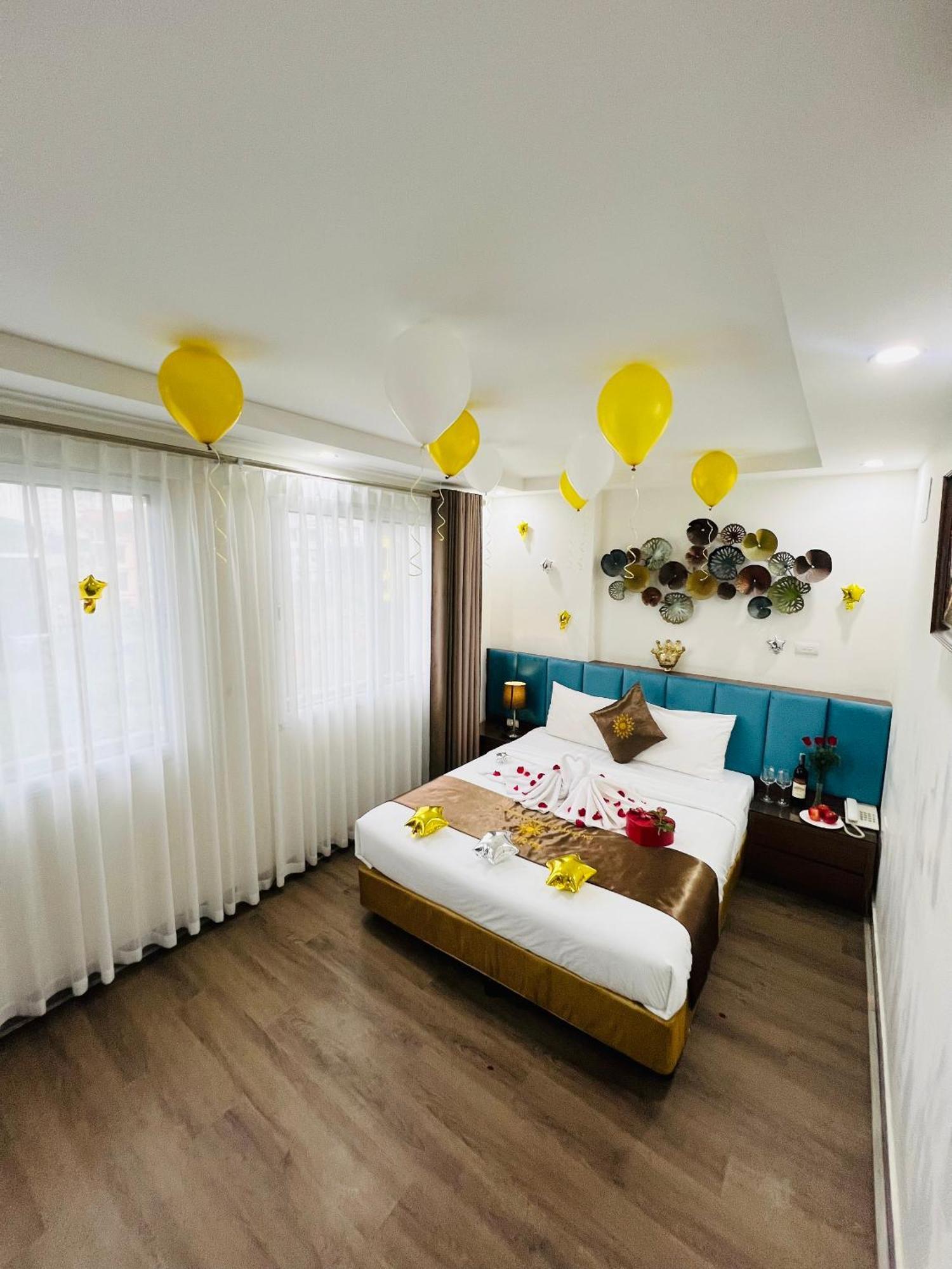 Khach San 239 Hotell Hanoi Exteriör bild