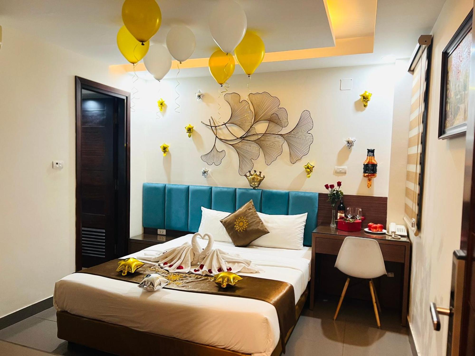 Khach San 239 Hotell Hanoi Exteriör bild